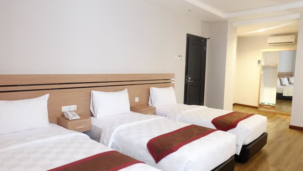 Syariah Radho Hotel Sengkaling 11/27