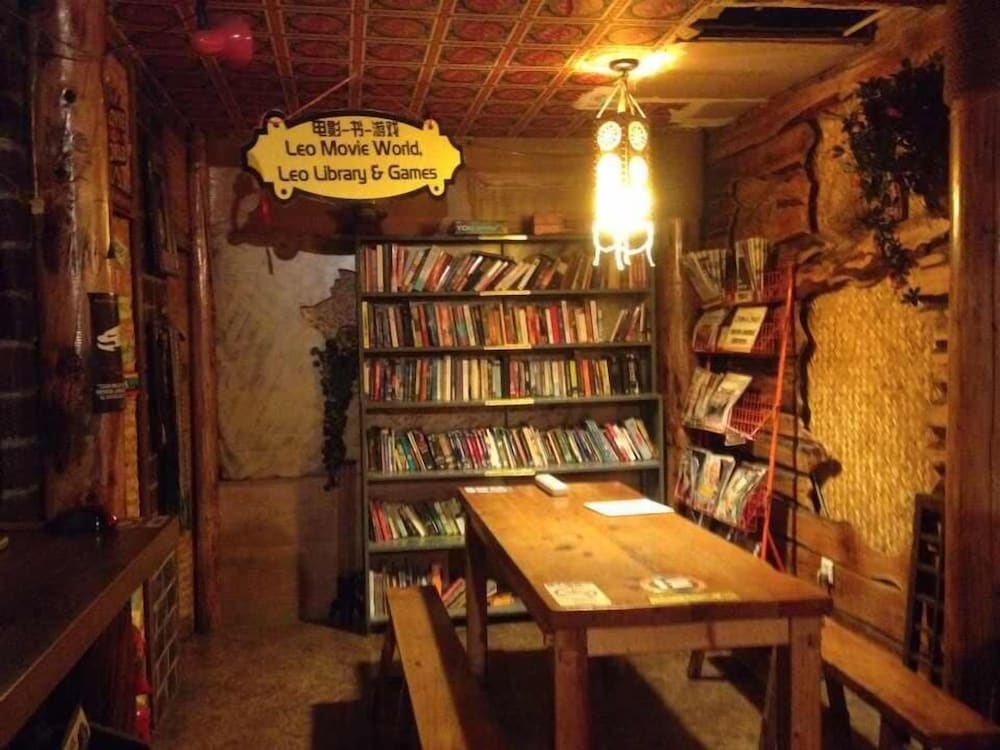 Leo Hostel 24/33