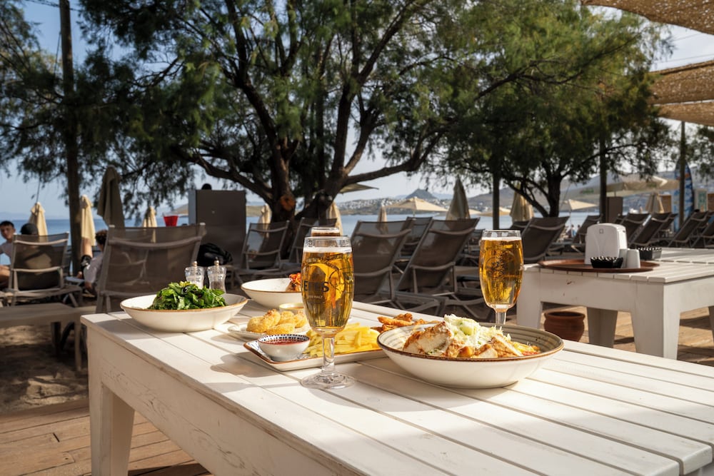 Kefi Beach And Suites 36/50