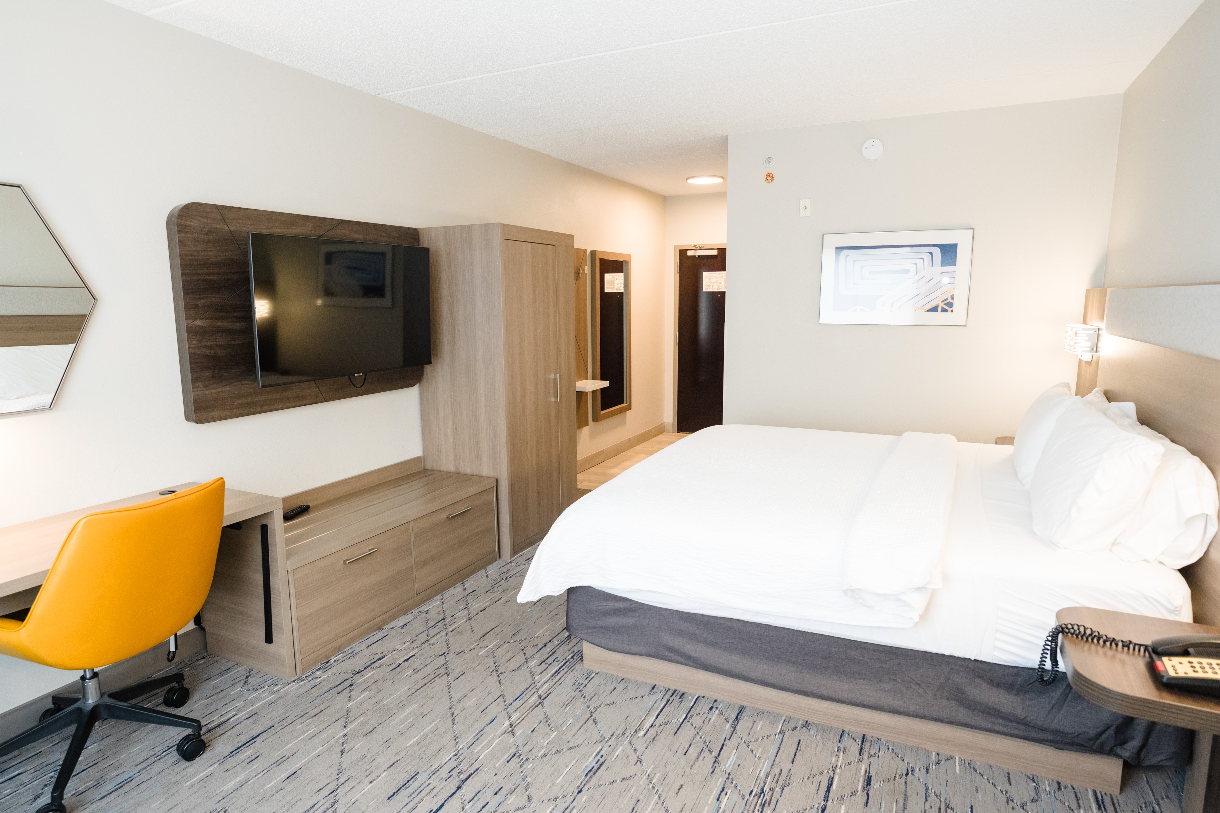 Holiday Inn Express Hotel Suites Kodak East Sevierville 30/64