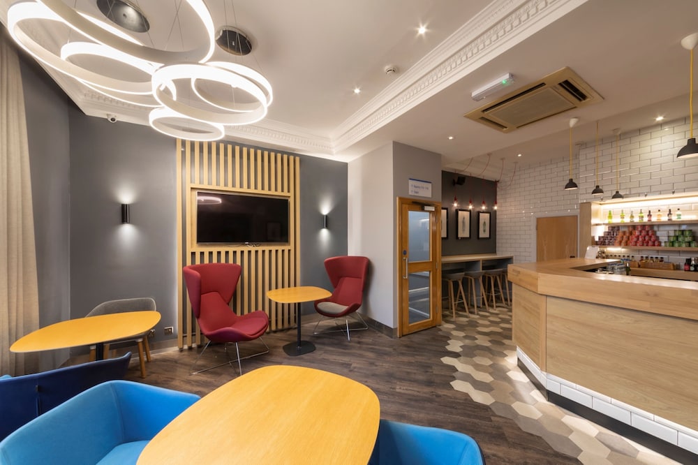 Holiday Inn Express London - Victoria by IHG 47/69