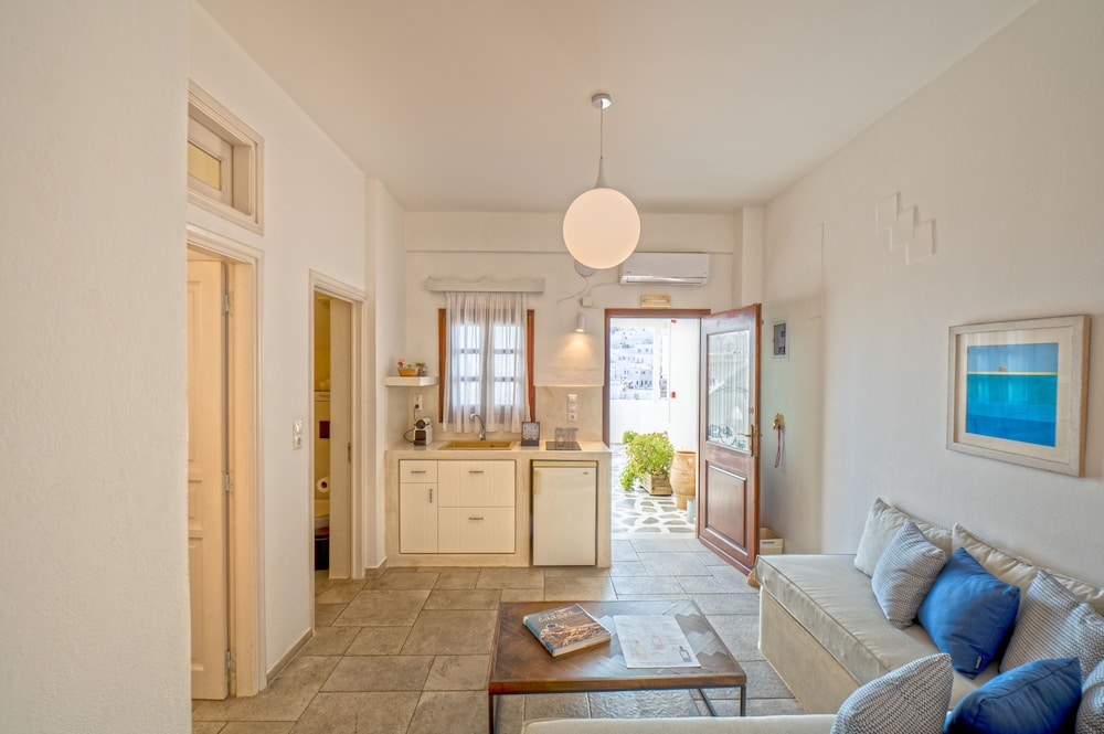Kallichoron Art Boutique Hotel 29/73