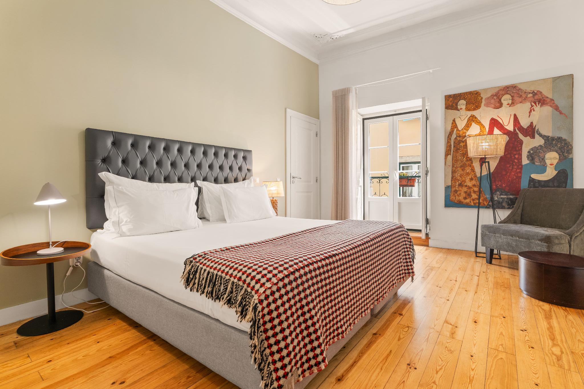SUPERIOR, DOUBLE BED