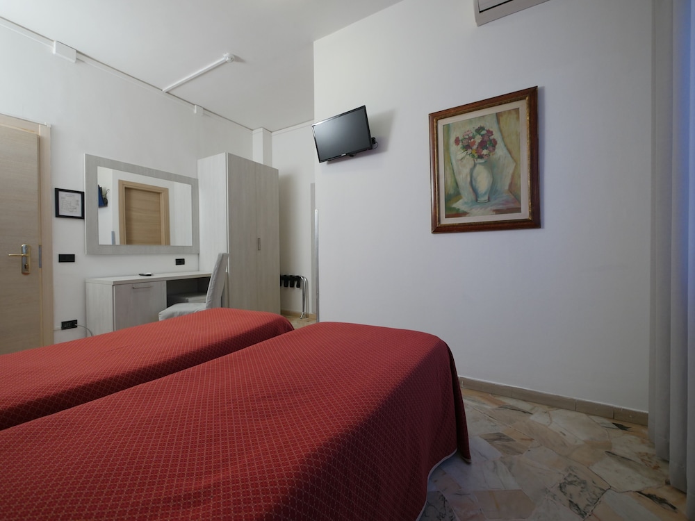 Hotel Careggi 10/28