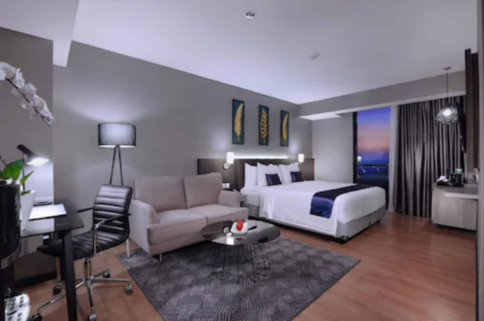 Executive Suite