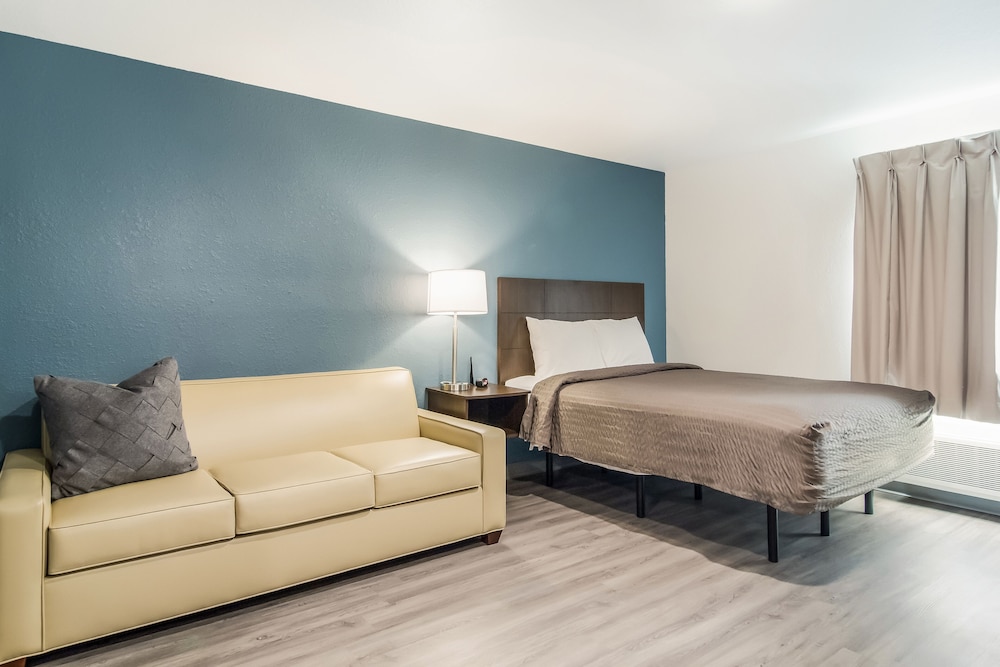 WoodSpring Suites Smyrna-La Vergne 8/26