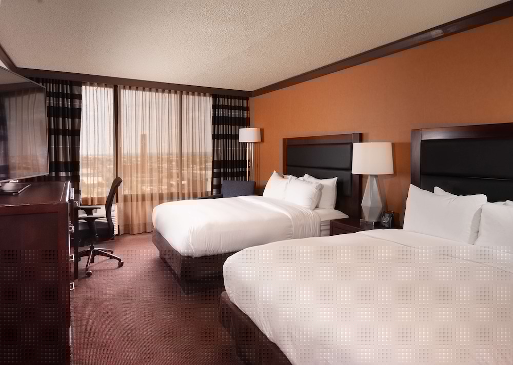 DoubleTree by Hilton Cleveland Downtown Lakeside 19/67