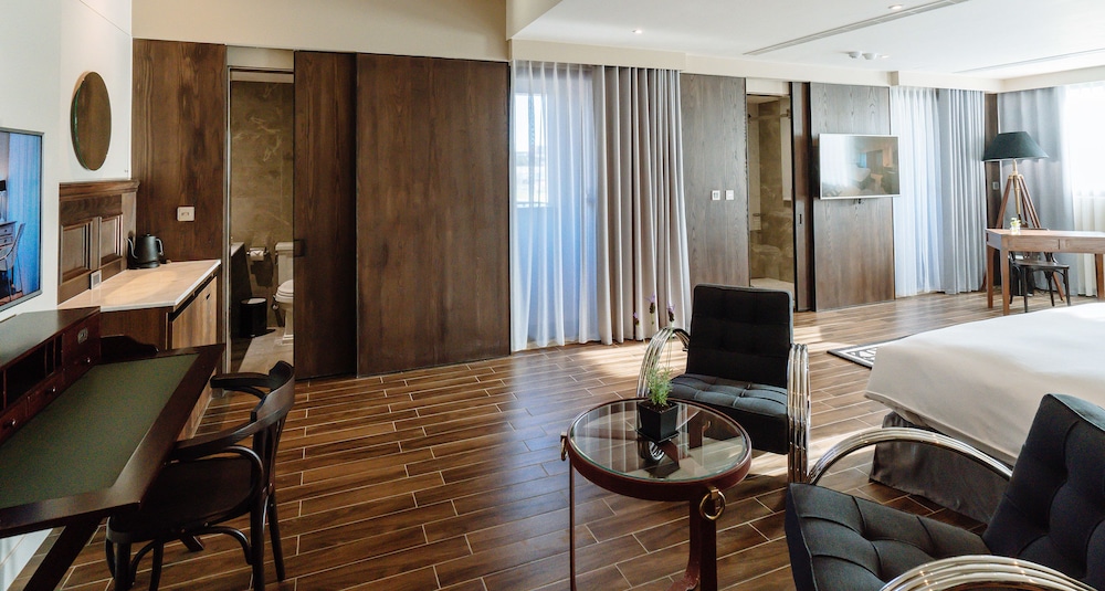 Hôtel De Leau -Anping 72/80