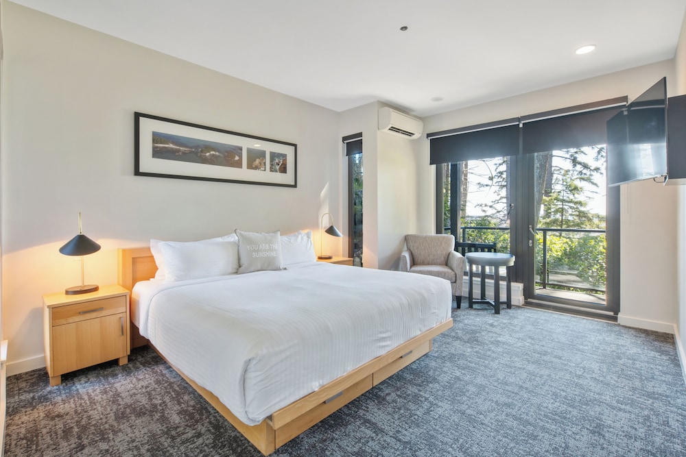 1 Bedroom, Lodge, King Bed, Sofa, Main Building