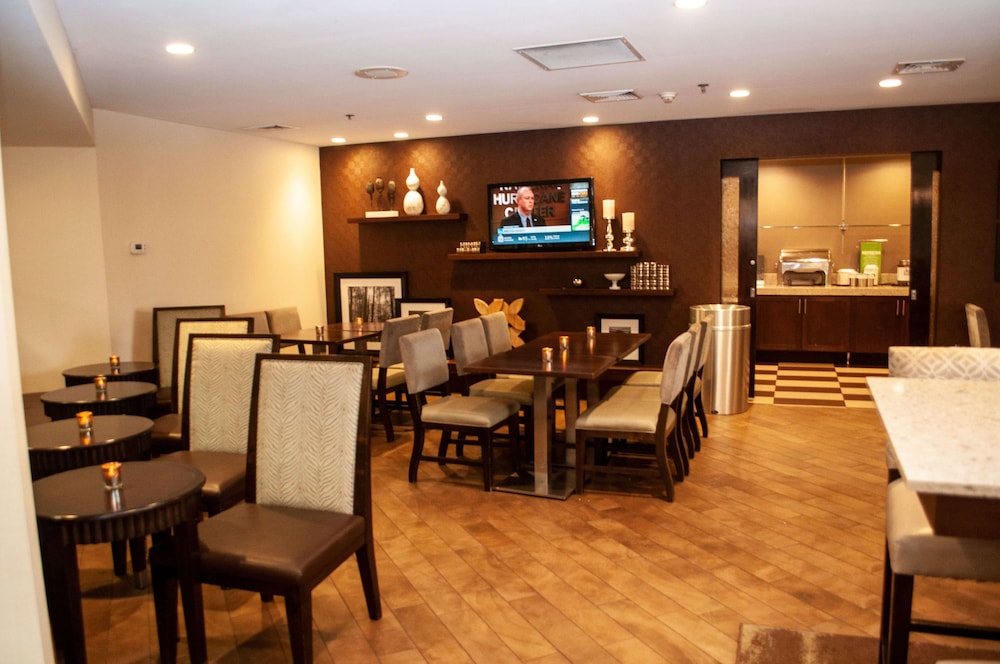 Hampton Inn Terre Haute 50/59
