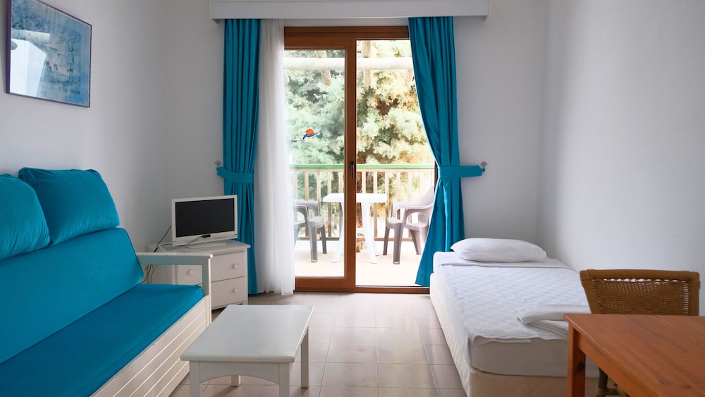 Gumbet Cove Hotel 23/50