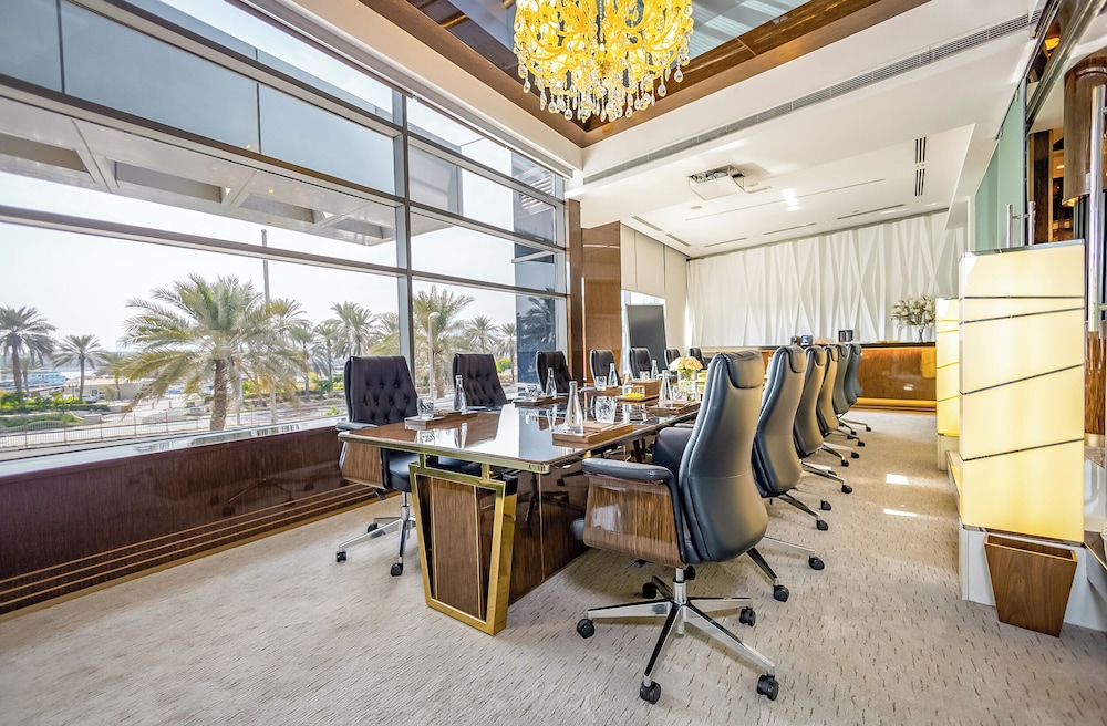 Movenpick Dubai Creek 38/49