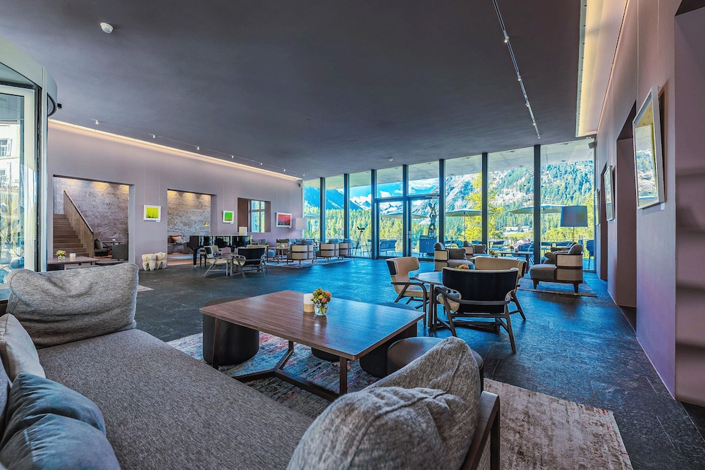 Hotel Saratz 25/37