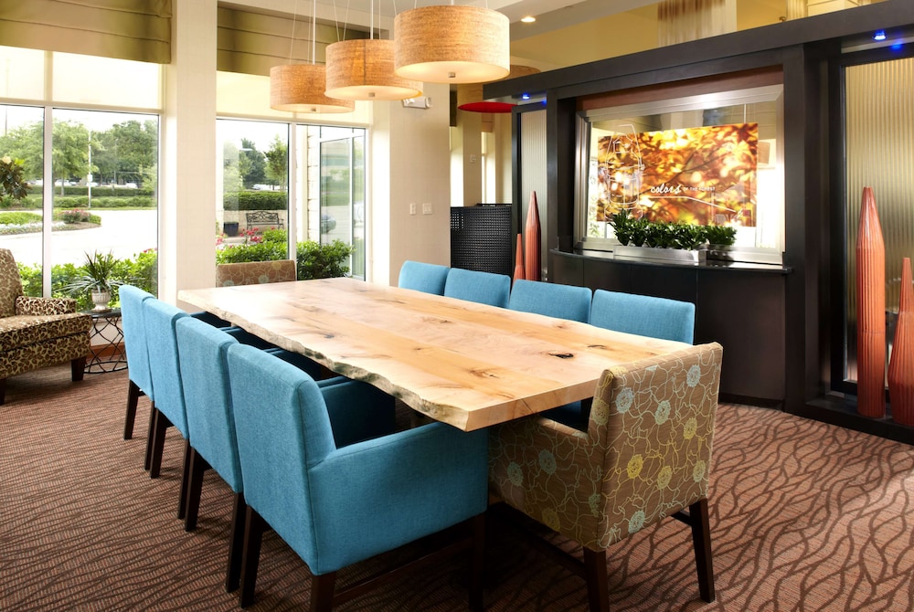 Hilton Garden Inn Dallas/Arlington 63/69