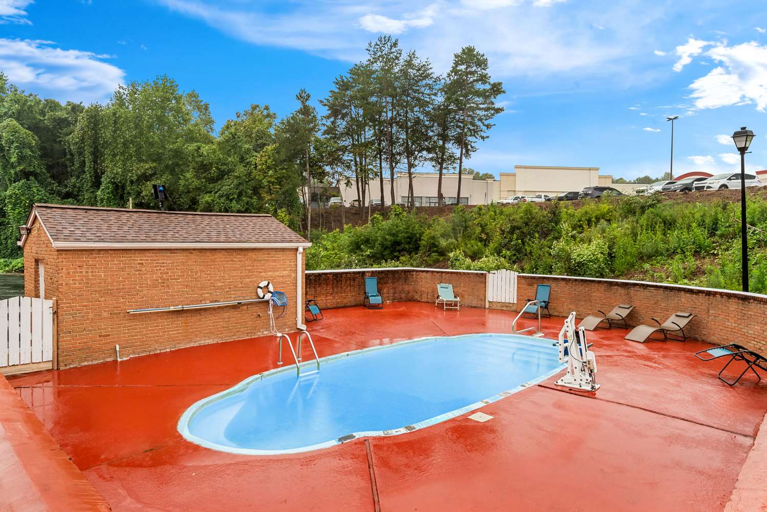 Quality Inn Cornelia GA 26/33
