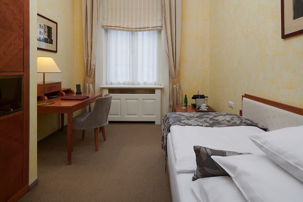 Ventana Hotel Prague 27/71