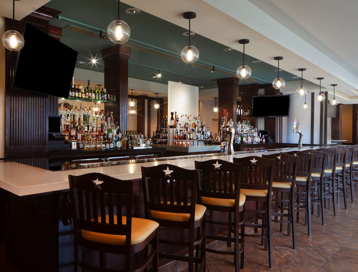 restaurant cafeteria