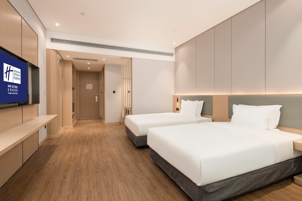 Holiday Inn Express Dongguan Marina Bay 22/58