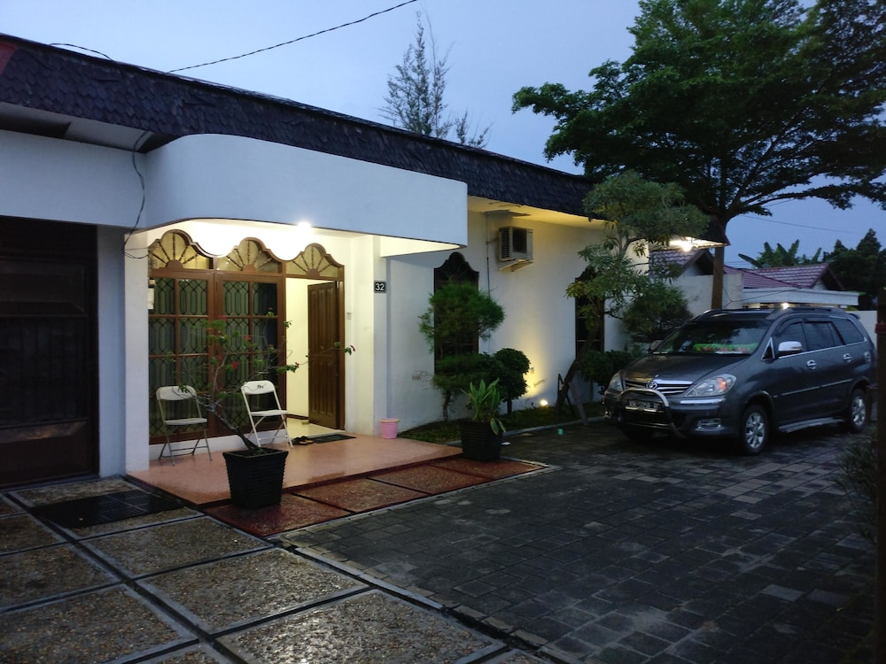 Wisma Liontine 16/19
