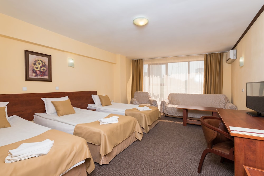 Avenue Hotel 31/50