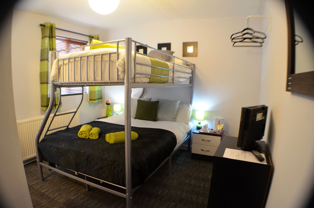 Birchfields Guest House 18/29