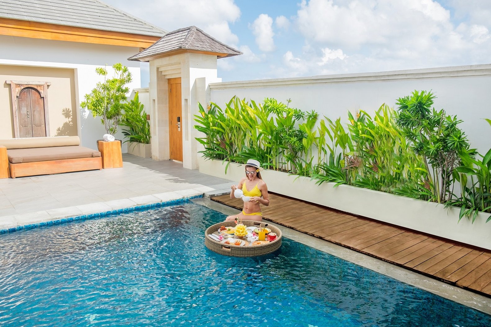 Royal Suites At The Bandha 25/25