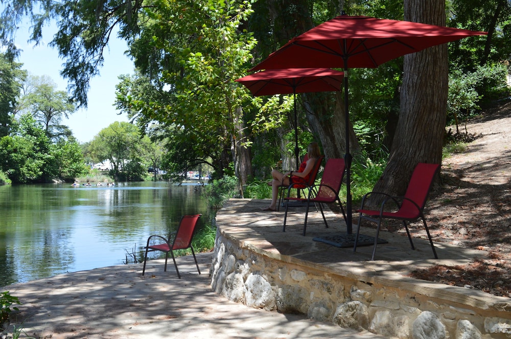 Gruene River Hotel & Retreat 22/50