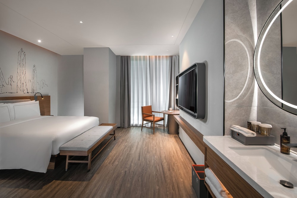 UrCove by Hyatt Shenzhen Bay Eco-Tech Park 24/42