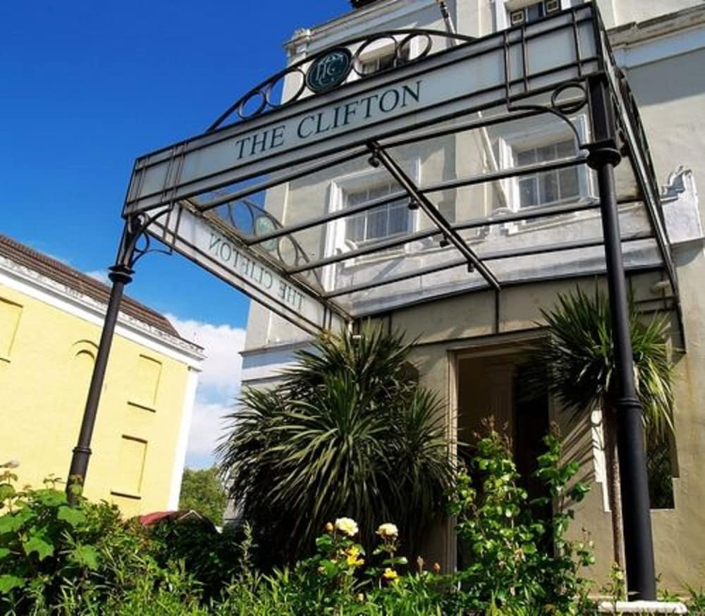 Clifton Hotel photo1