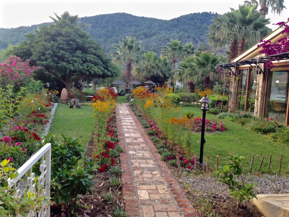 Dalyan Resort 30/50