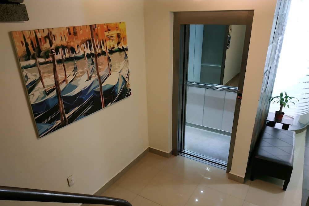 Grupo Kings Suites Musset 14/45