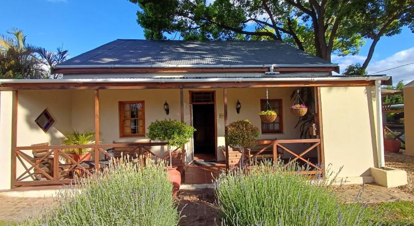 Die Heemhuis Self Catering 1/49