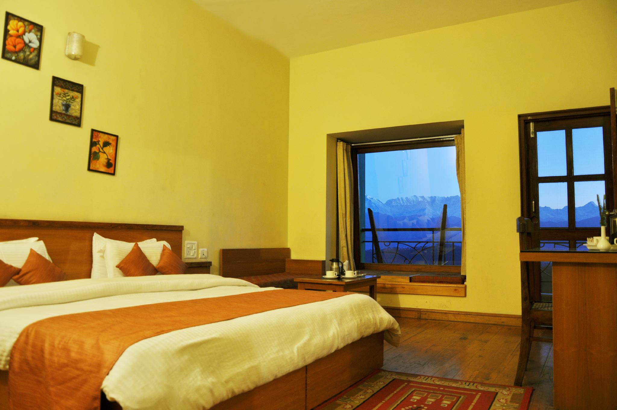 Super, Deluxe, Double Bed