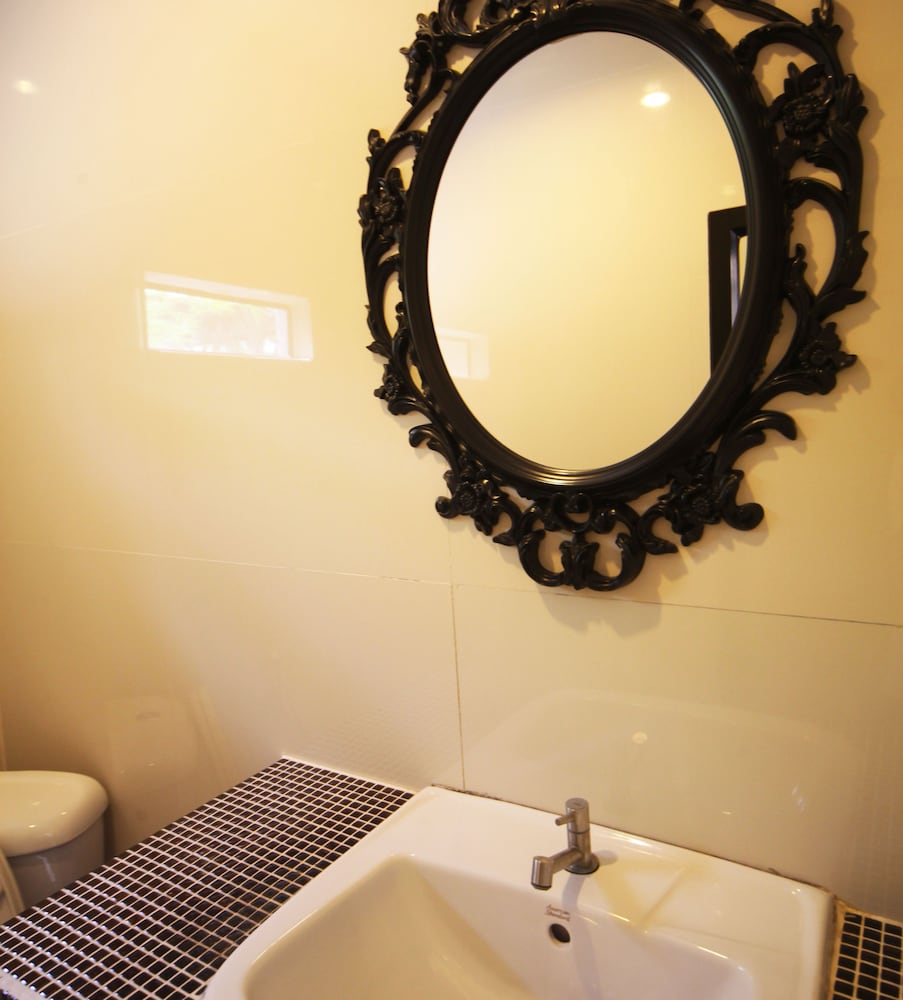 Saphli Villa Beach Resort 76/77