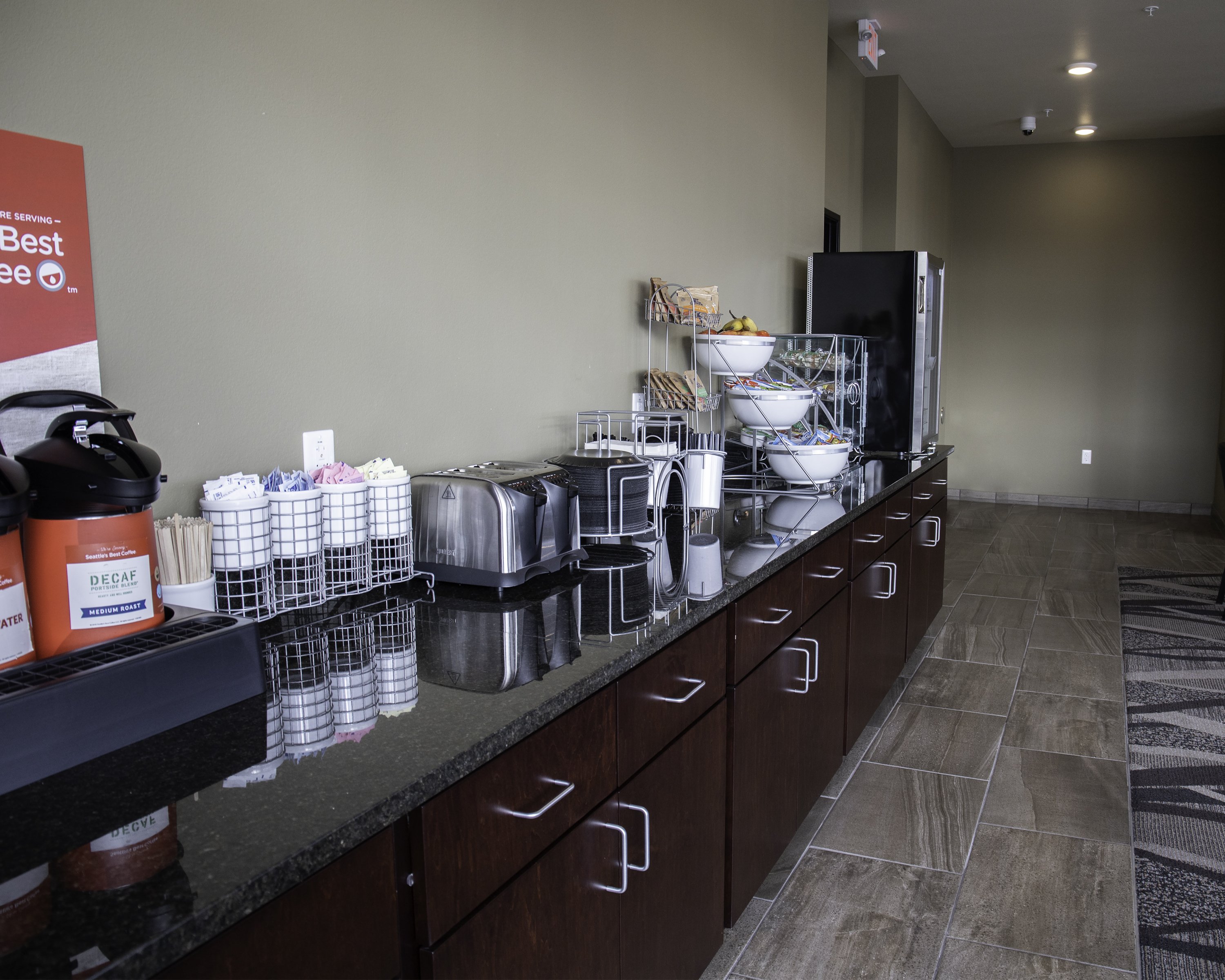 Cobblestone Hotel & Suites - Two Rivers 3/42