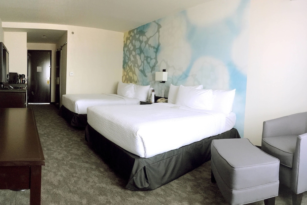 Courtyard By Marriott San Luis Potosi 9/42
