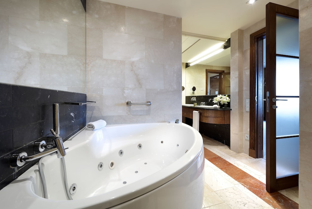 Eurostars Suites Mirasierra 13/63