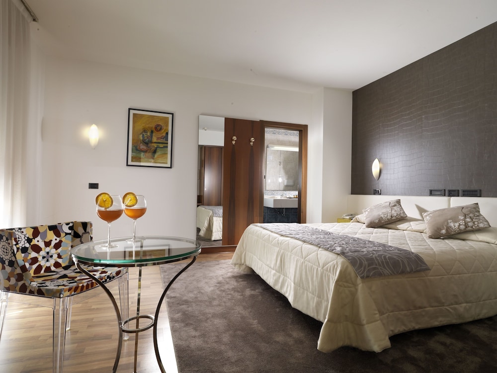 Hotel Al Pino Verde 8/27