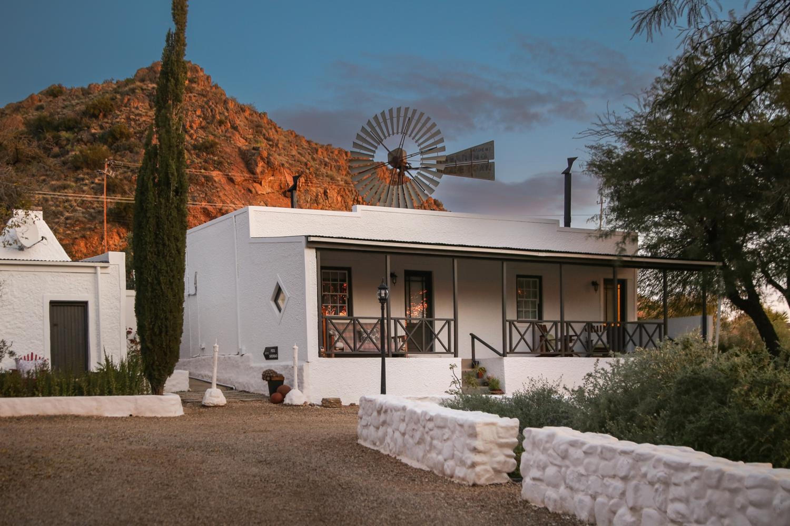 Dennehof Karoo Guesthouse 3/30