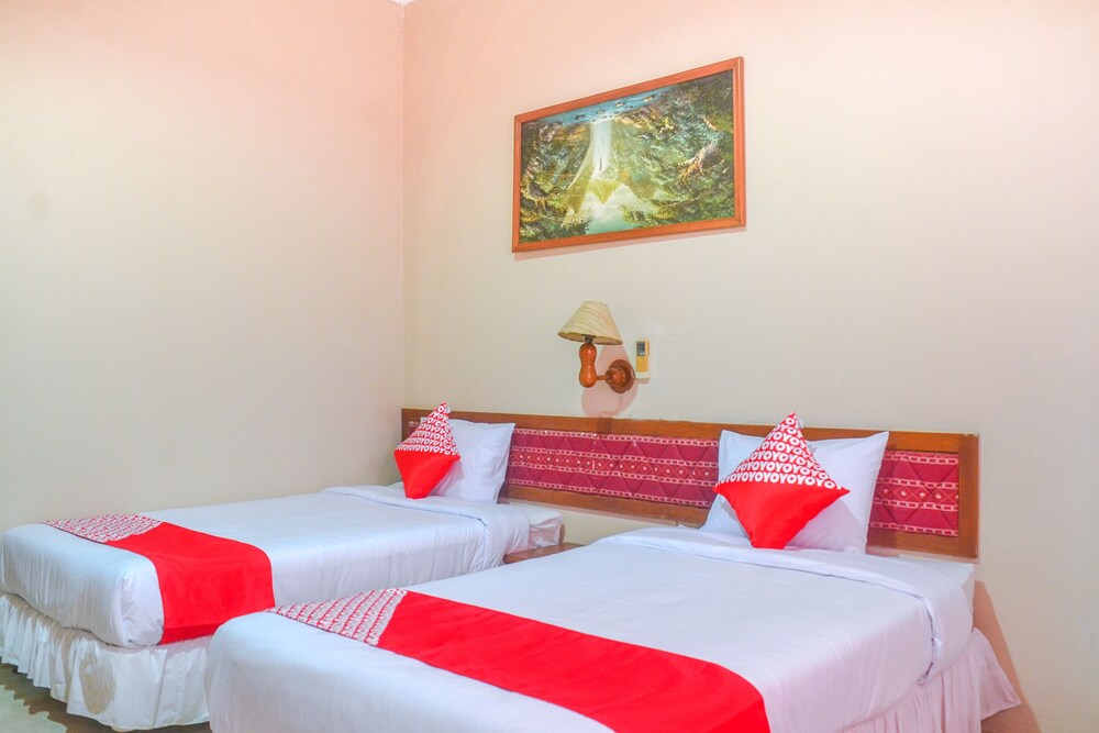 OYO 1240 Hotel Pantai Jaya 25/37