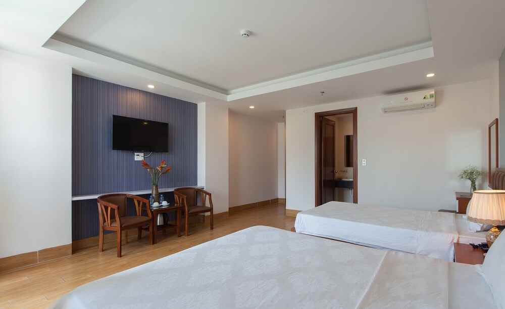 Canary Nha Trang Hotel 24/38