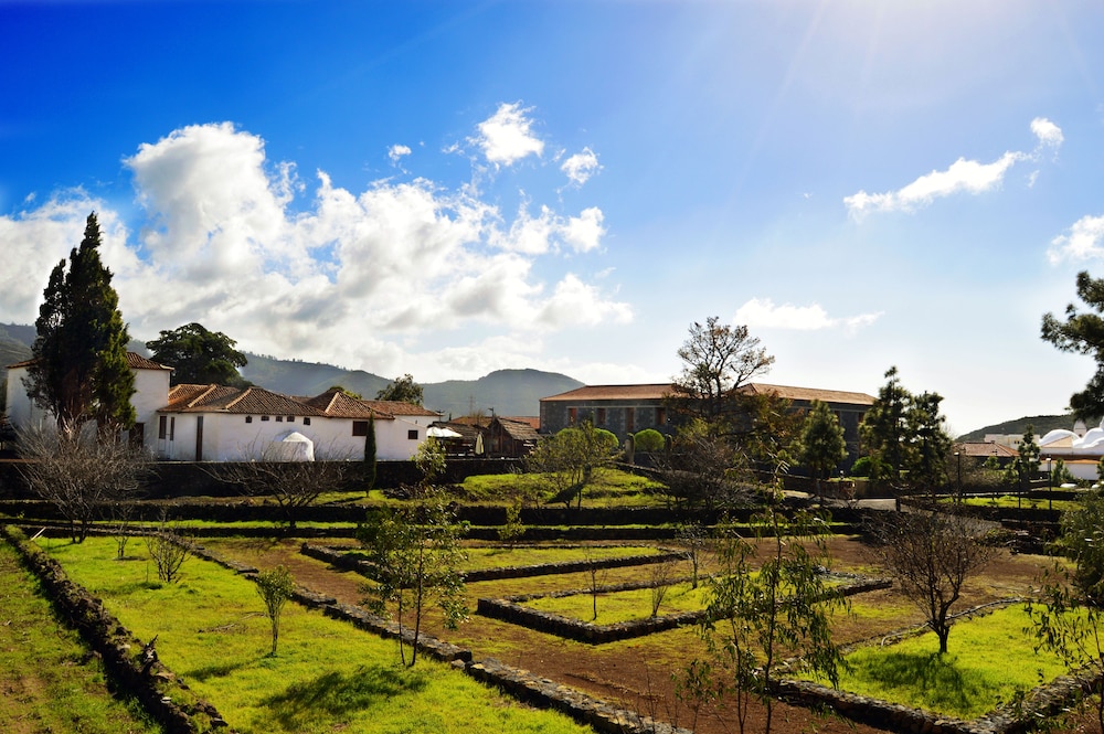 La Casona Del Patio 70/70