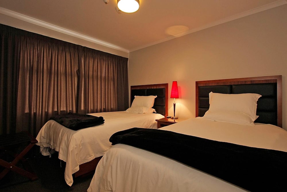 City Corporate Motor Inn 16/42