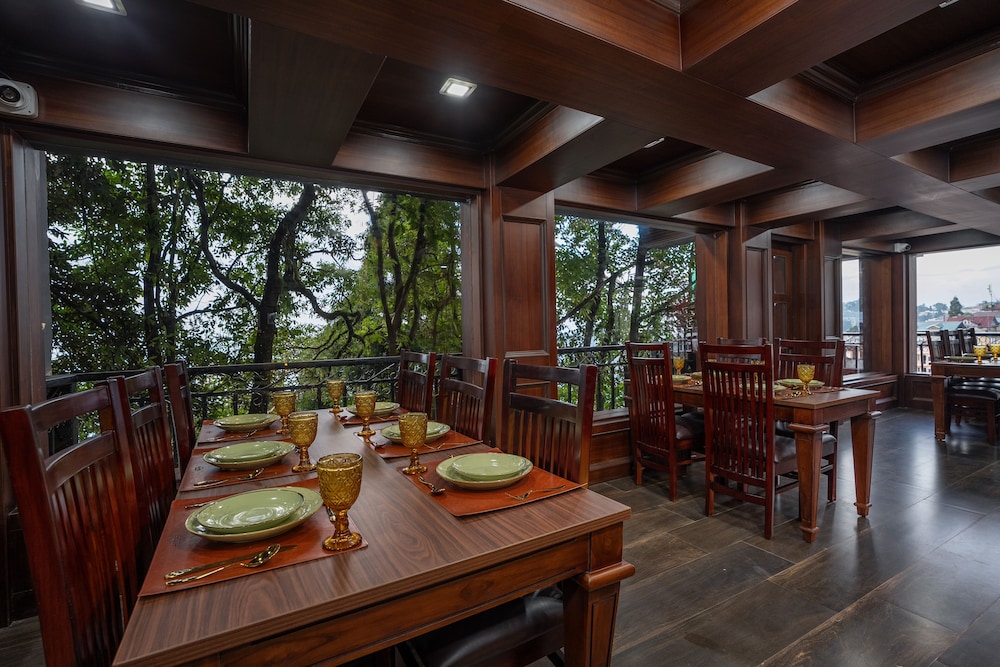 The West Gate Posada By Summit Darjeeling 35/50