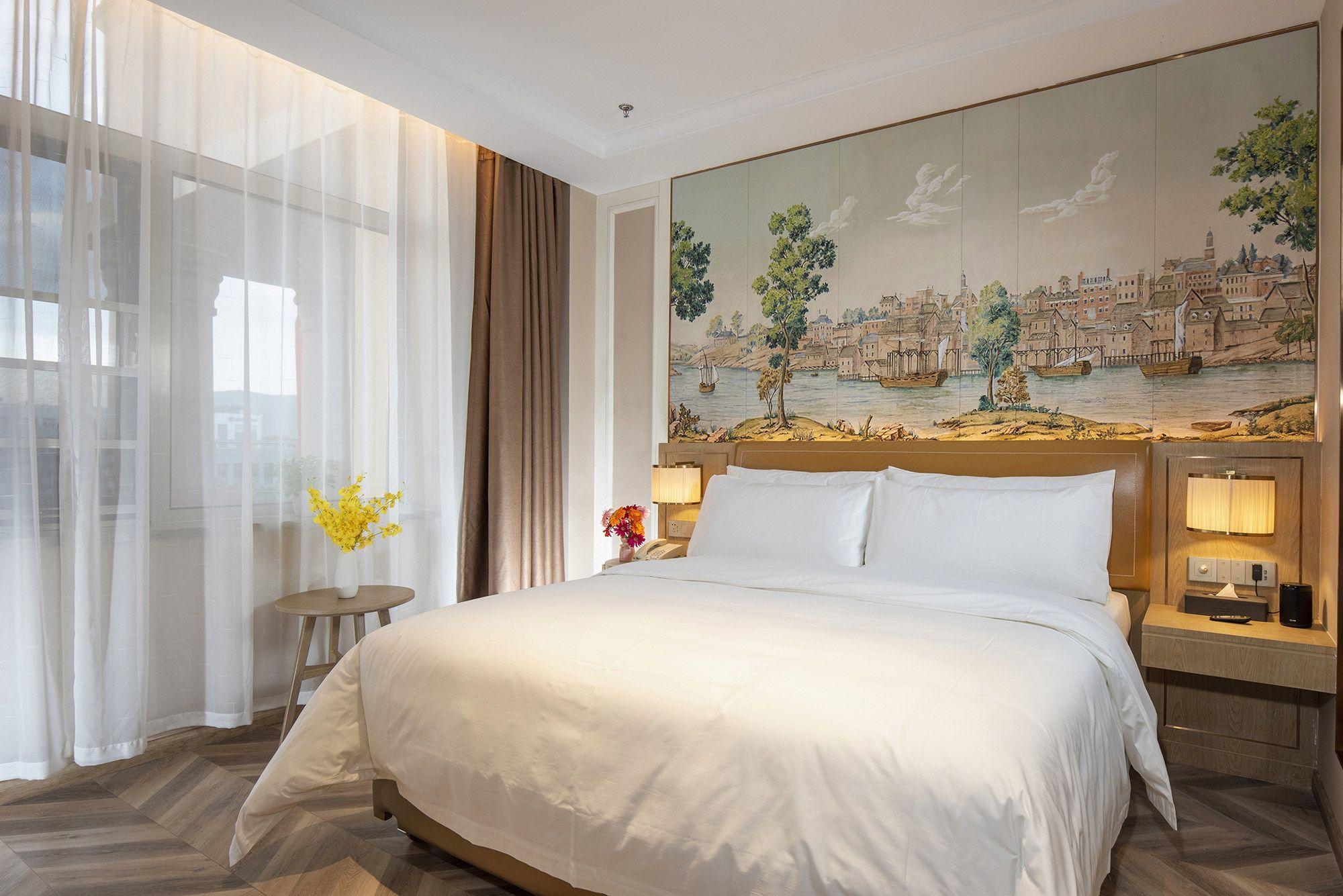Vienna Hotel (Beijing Changping Science and Technology Park) 25/48