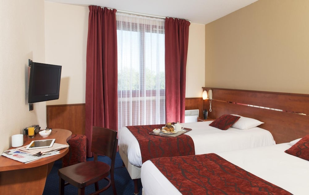 Brit Hotel Nantes La Beaujoire - L Amandine 10/62