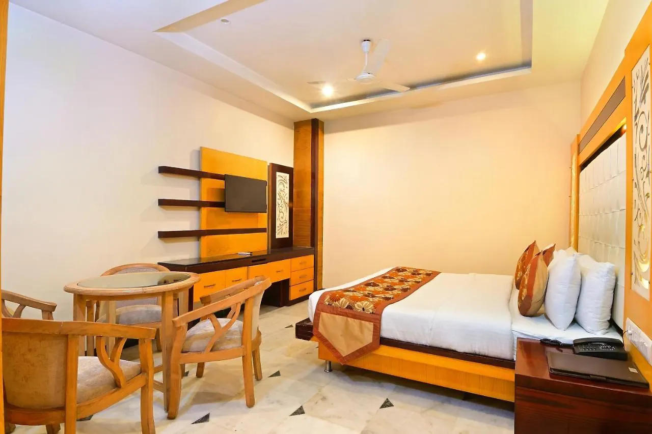 Hari Piorko Inn - Just A Min Away From New Delhi Railway Station 15/32