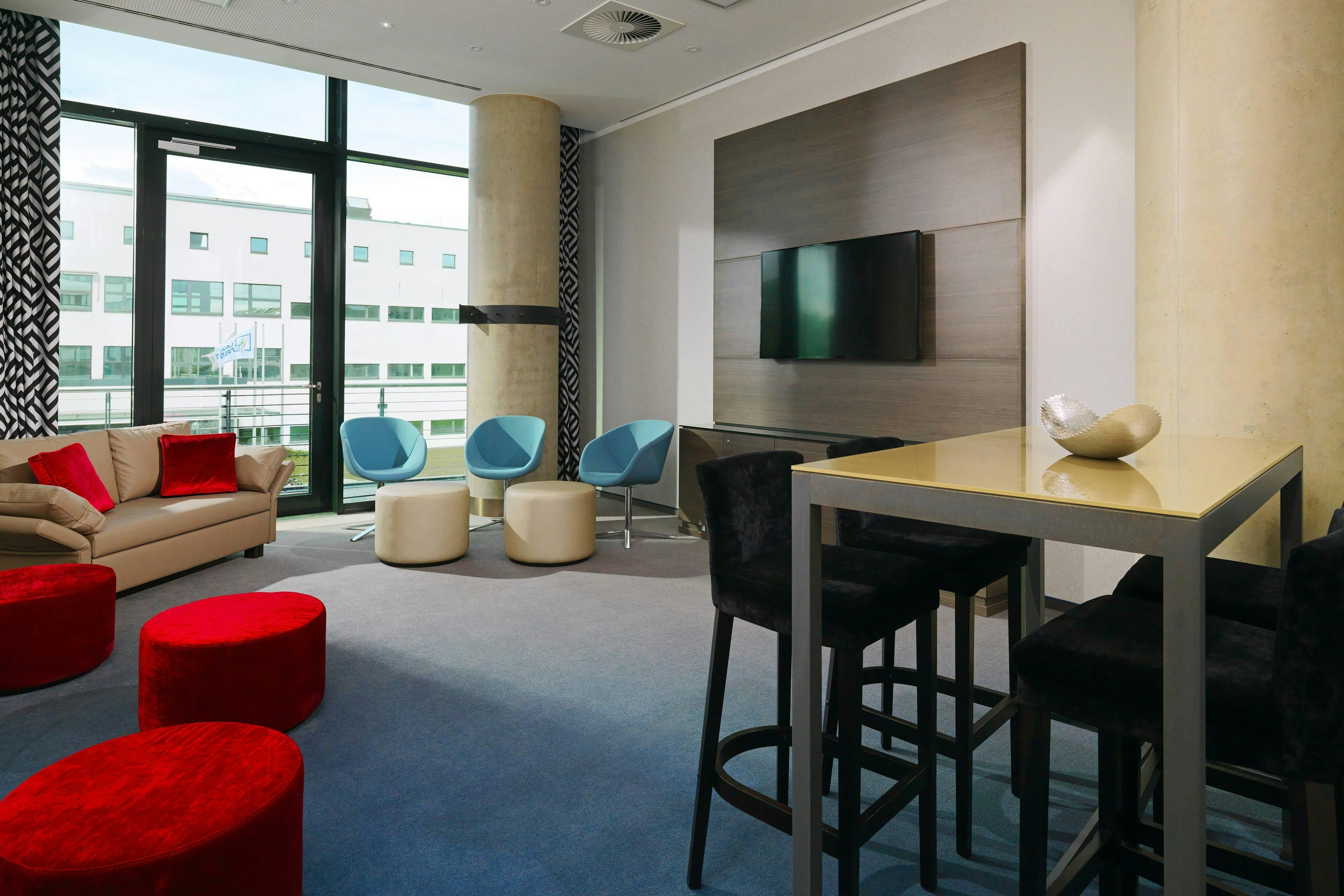 BONN MARRIOTT HOTEL 35/68