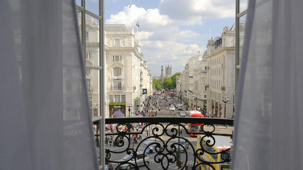 Hotel Cafe Royal London 34/93