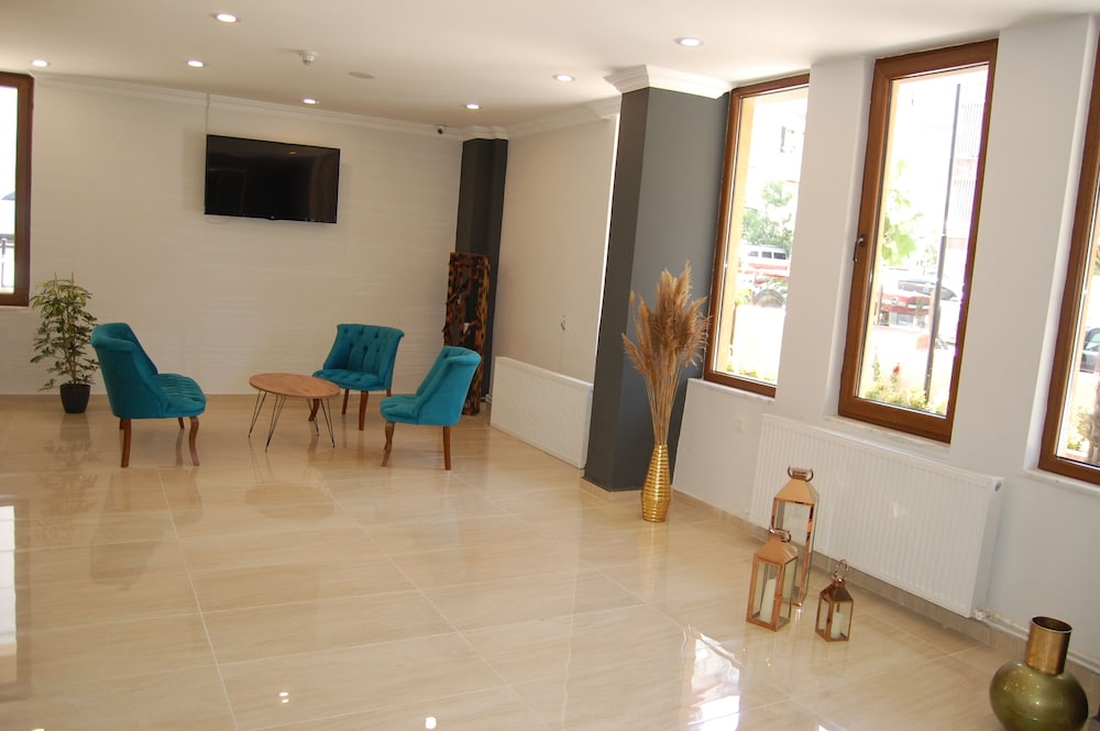 Grand Krone Hotel 25/41